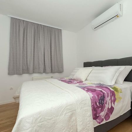 Ferienwohnung Penthouse Jure Makarska Exterior foto