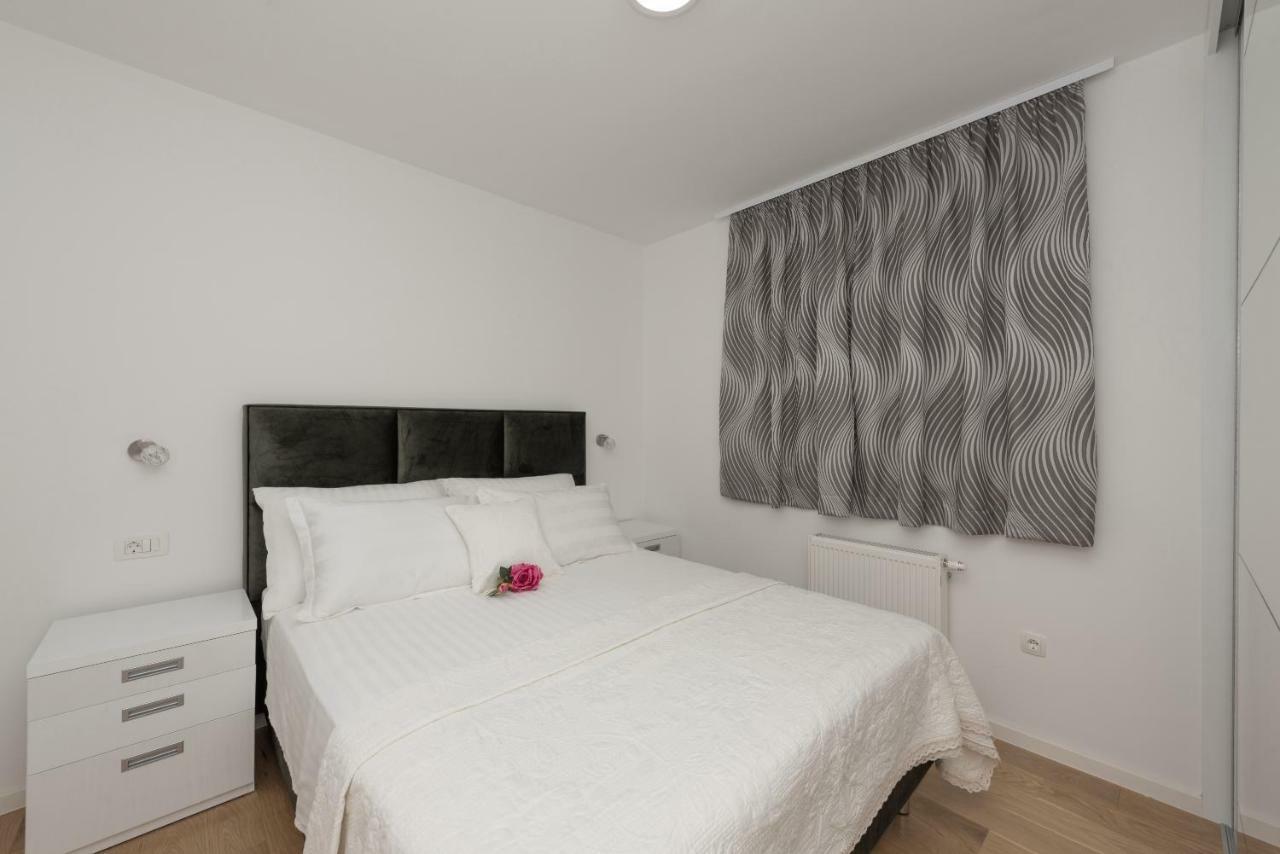 Ferienwohnung Penthouse Jure Makarska Exterior foto